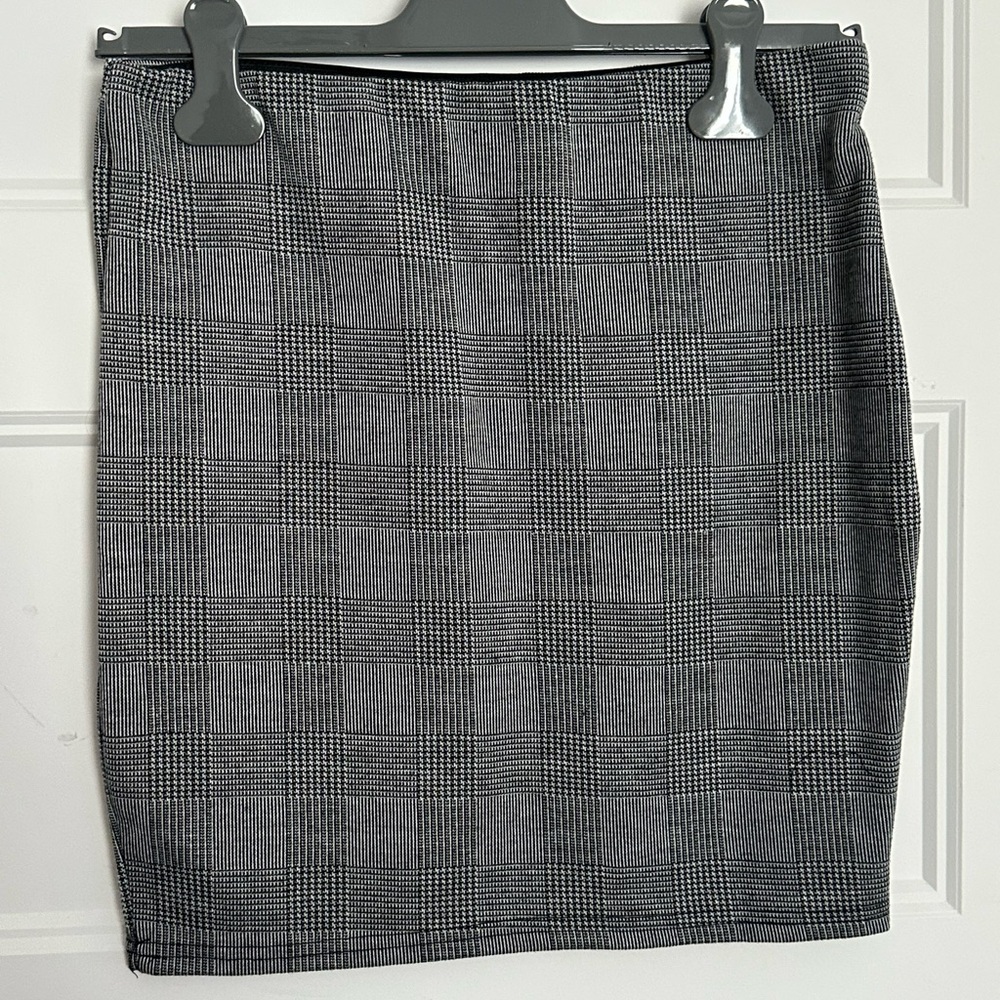 Revamped Gray Mini Pencil Skirt for Work